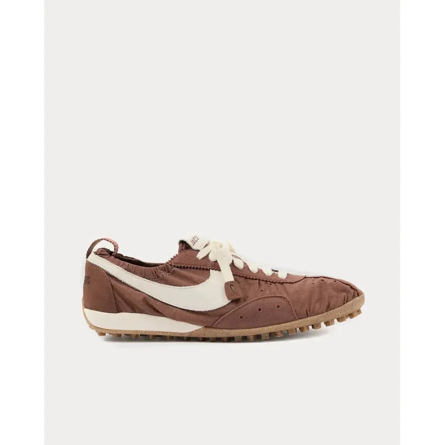 Jacquemus x Nike Moon (Unisex)