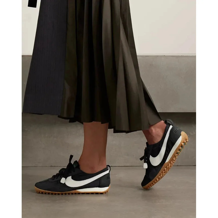 Jacquemus x Nike Moon (Unisex)